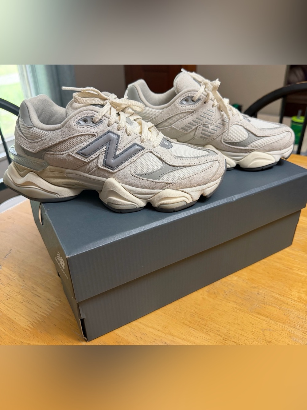 New Balance 9060 Sea Salt/Silver W6.5/M5